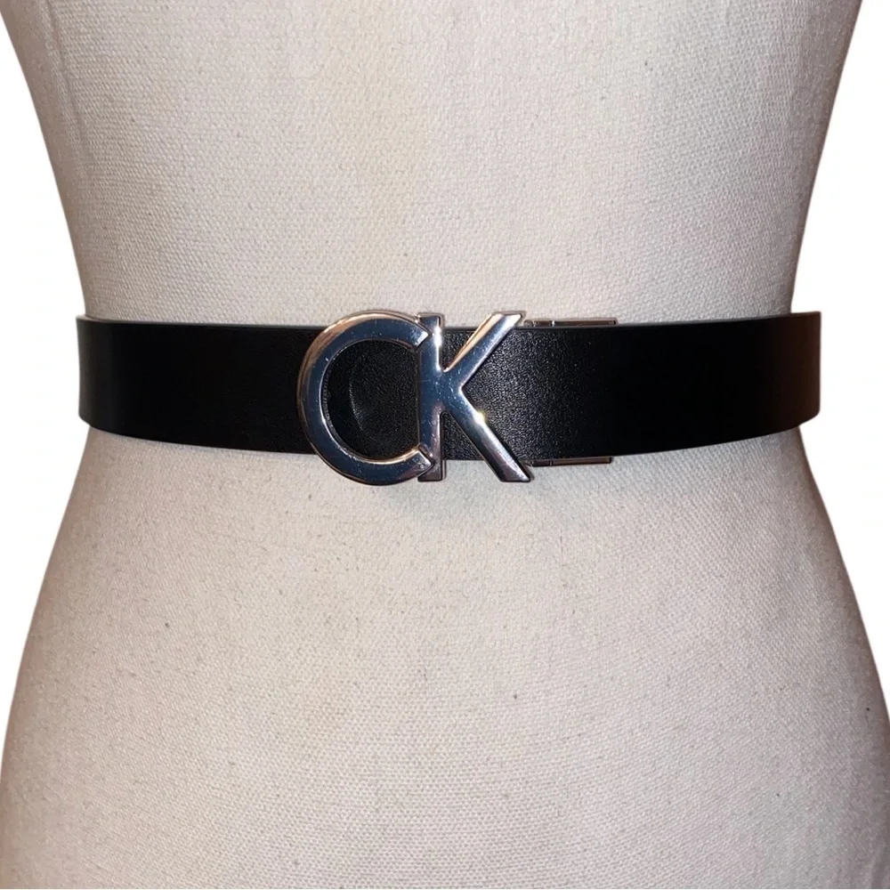 CK CALVIN KLEIN Faux Leather Monogram Logo Plaque Belt in BLACK & SILVER SZ 3X